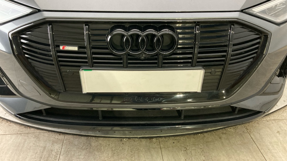Audi e-tron 300kW 55 Quattro 95kWh Vorsprung 5dr Auto Electric Hatchback - Image 36