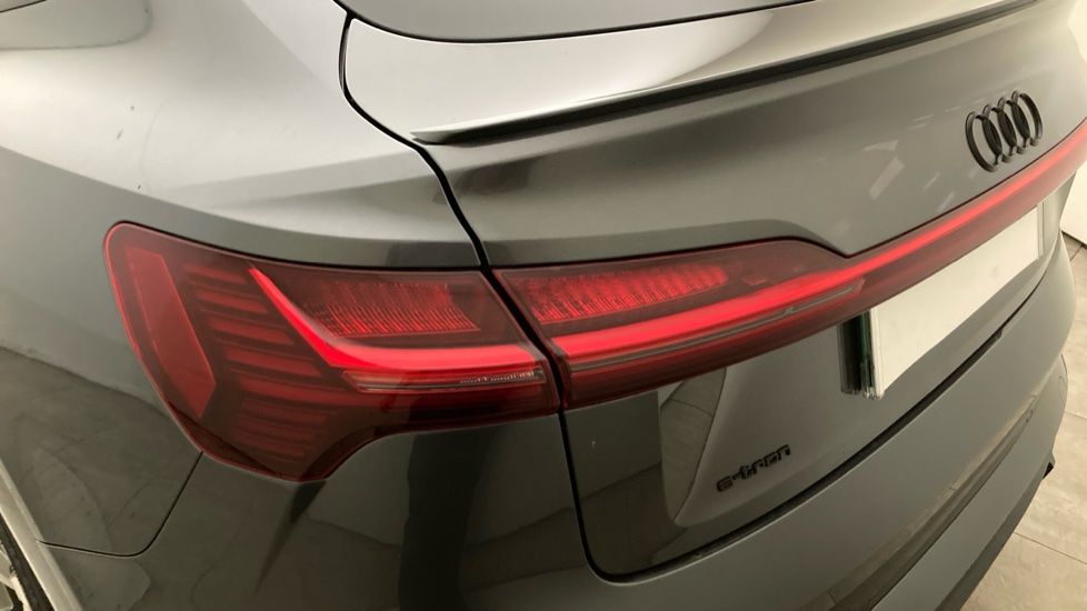 Audi e-tron 300kW 55 Quattro 95kWh Vorsprung 5dr Auto Electric Hatchback - Image 37
