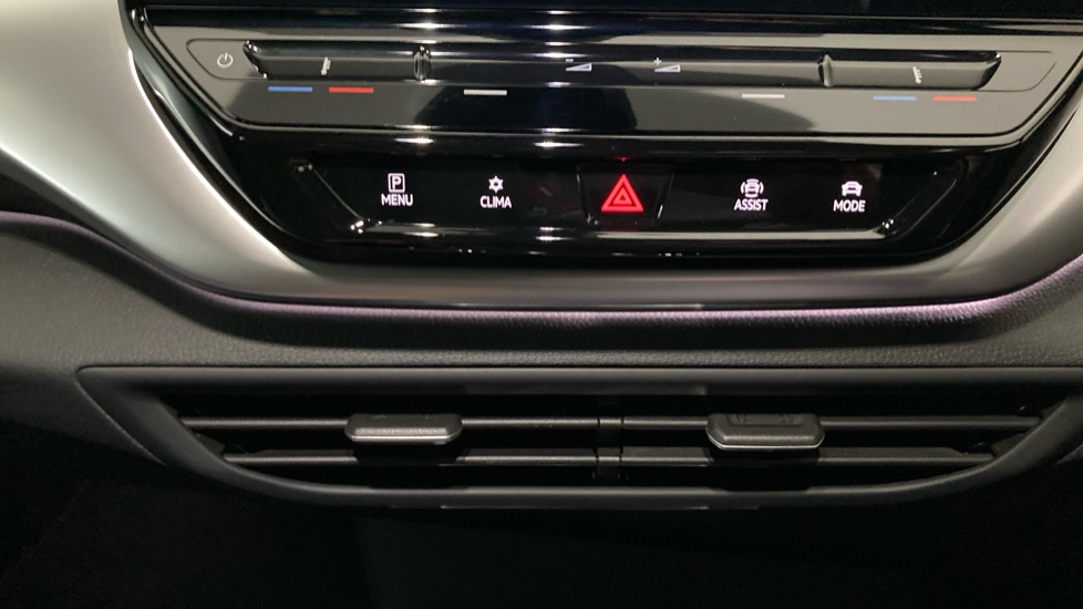 Volkswagen ID.4 109kW Life Pure 52kWh 5dr Auto Electric Estate - Image 13