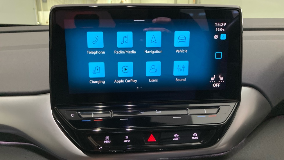 Volkswagen ID.4 109kW Life Pure 52kWh 5dr Auto Electric Estate - Image 35