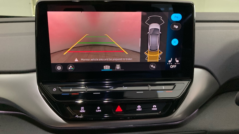 Volkswagen ID.4 109kW Life Pure 52kWh 5dr Auto Electric Estate - Image 38