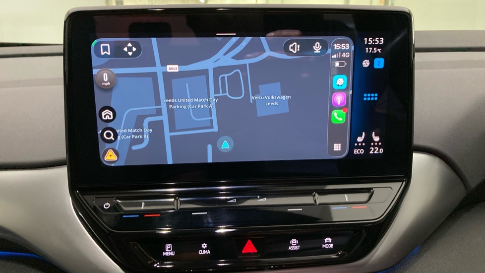 Volkswagen ID.4 109kW Life Pure 52kWh 5dr Auto Electric Estate - Image 27