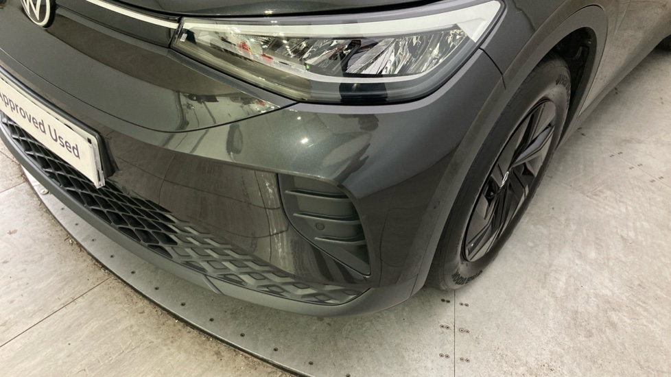 Volkswagen ID.4 109kW Life Pure 52kWh 5dr Auto Electric Estate - Image 33