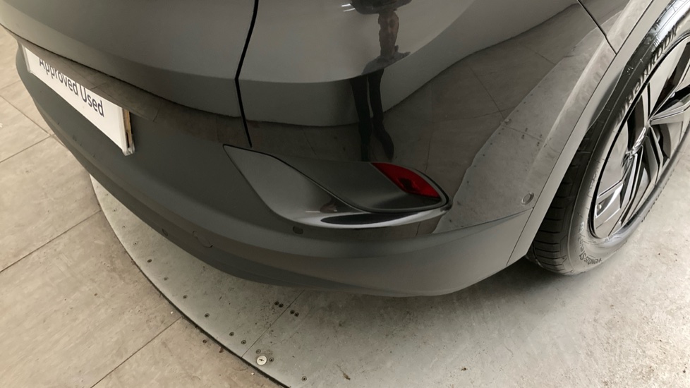 Volkswagen ID.4 109kW Life Pure 52kWh 5dr Auto Electric Estate - Image 38