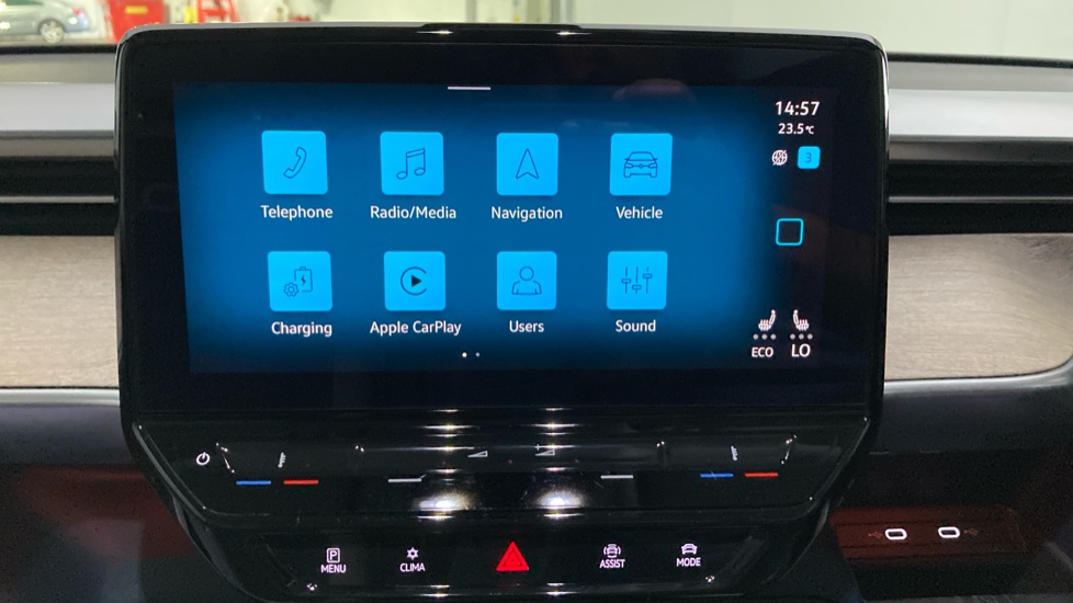 Volkswagen ID. Buzz 150kW Style Pro 77kWh 5dr Auto Electric Estate - Image 24