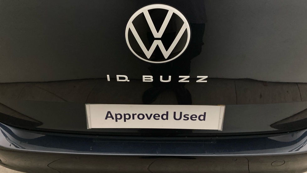 Volkswagen ID. Buzz 150kW Style Pro 77kWh 5dr Auto Electric Estate - Image 42