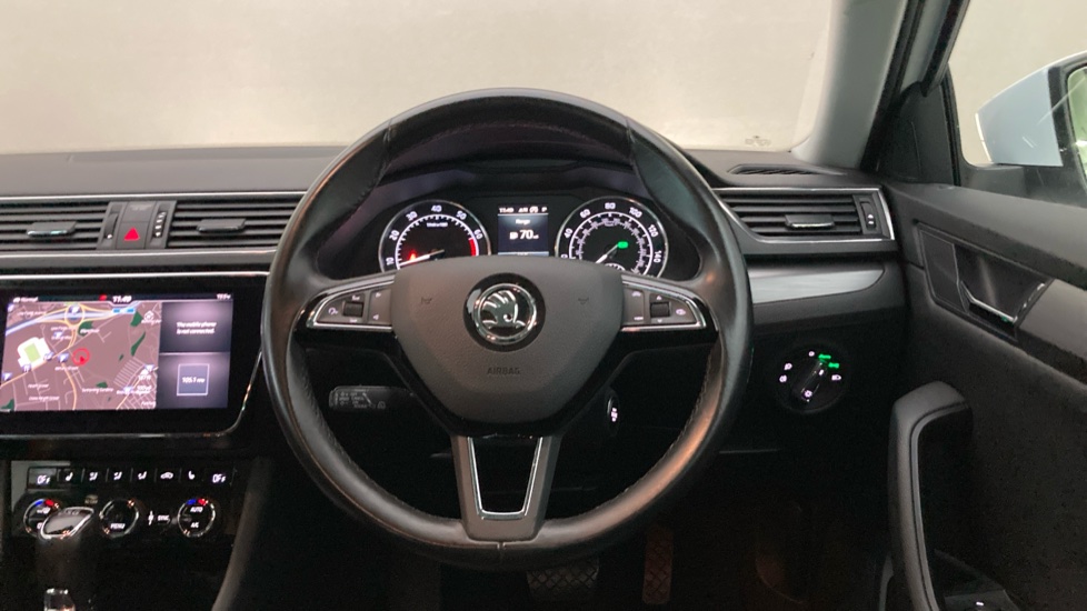 Skoda Superb 1.5 TSI SE L Executive 5dr DSG Petrol Hatchback - Image 10