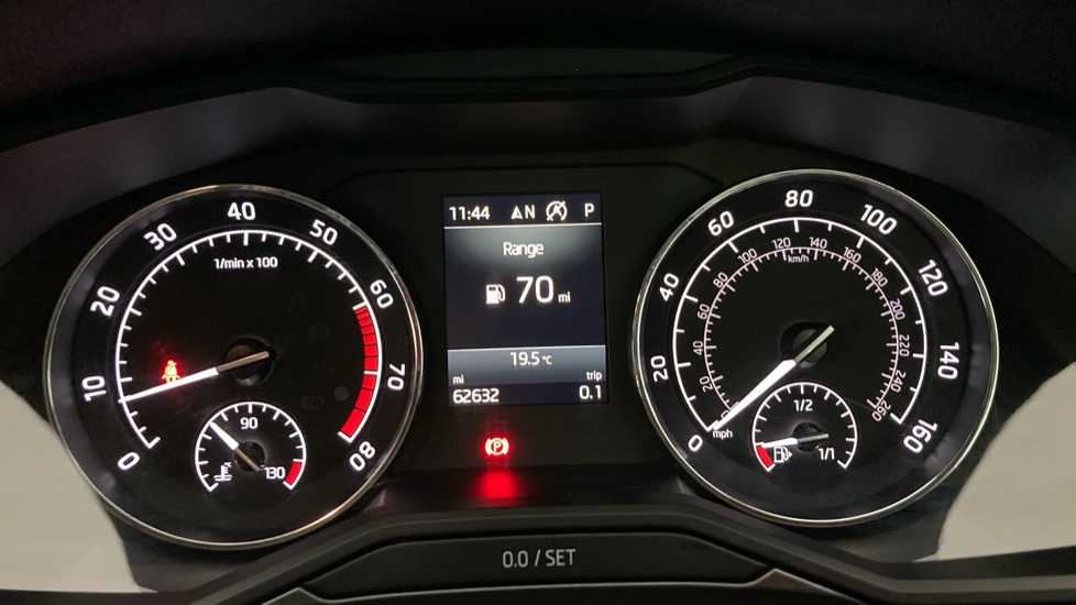 Skoda Superb 1.5 TSI SE L Executive 5dr DSG Petrol Hatchback - Image 11