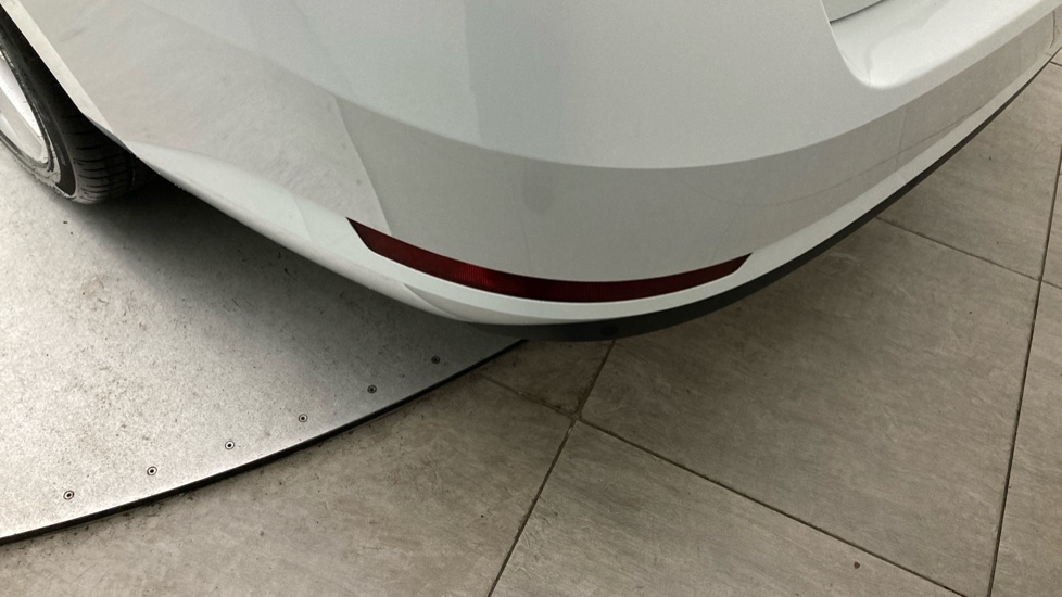 Skoda Superb 1.5 TSI SE L Executive 5dr DSG Petrol Hatchback - Image 26