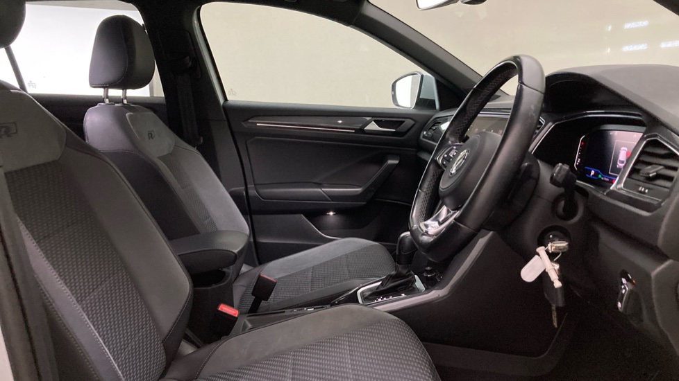 Volkswagen T-Roc 1.5 TSI EVO R-Line 5dr DSG Petrol Hatchback - Image 15