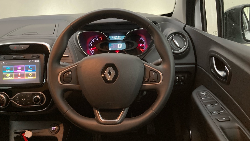 Renault Captur 1.5 dCi 90 Iconic 5dr Diesel Hatchback - Image 10