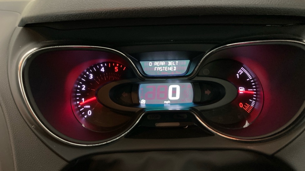Renault Captur 1.5 dCi 90 Iconic 5dr Diesel Hatchback - Image 11