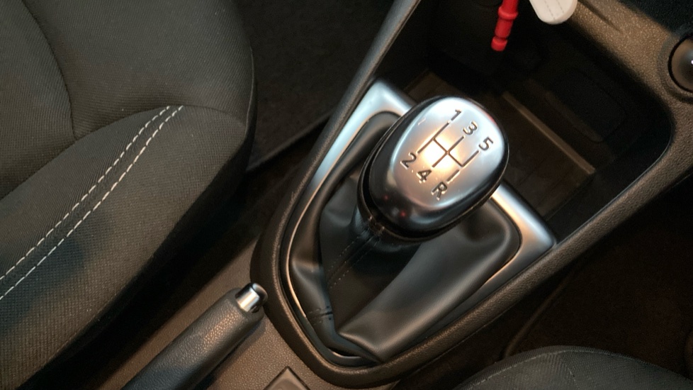 Renault Captur 1.5 dCi 90 Iconic 5dr Diesel Hatchback - Image 14