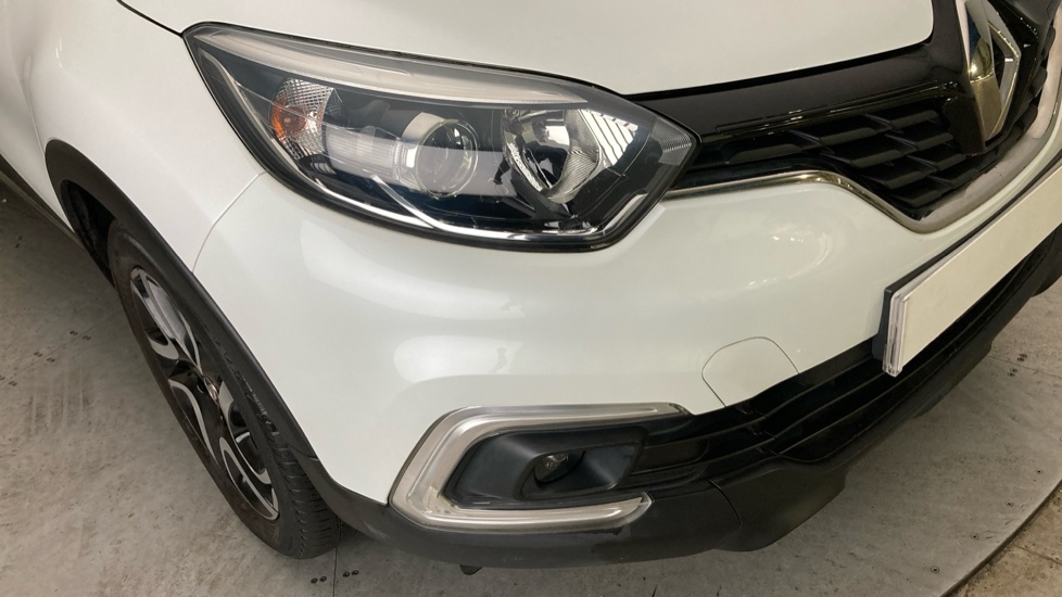 Renault Captur 1.5 dCi 90 Iconic 5dr Diesel Hatchback - Image 21