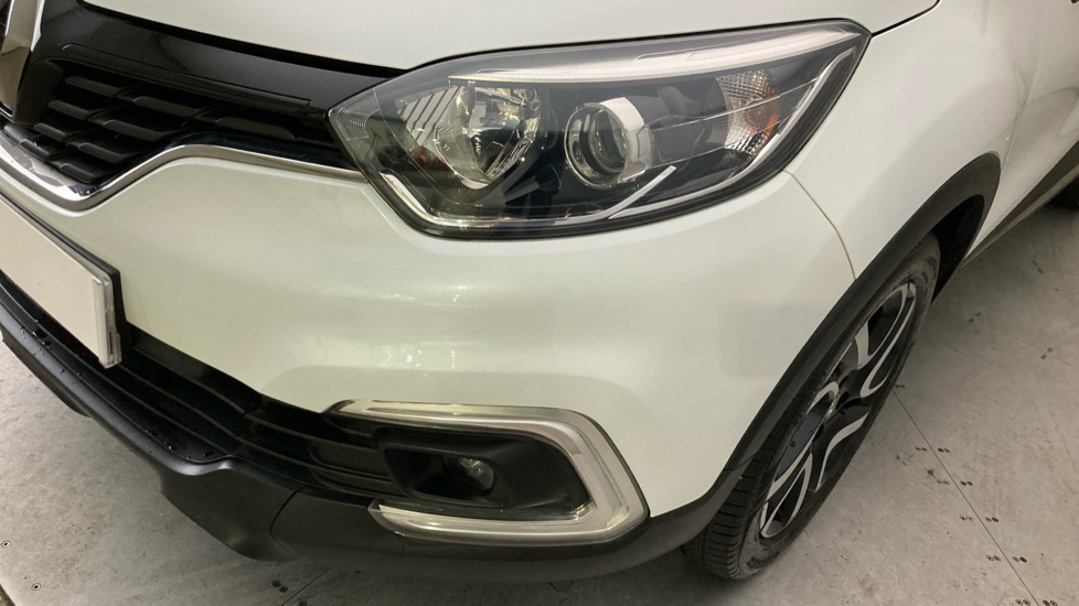 Renault Captur 1.5 dCi 90 Iconic 5dr Diesel Hatchback - Image 22