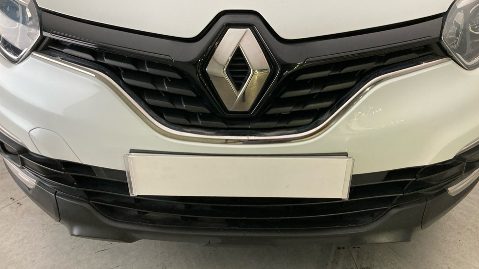 Renault Captur 1.5 dCi 90 Iconic 5dr Diesel Hatchback - Image 23