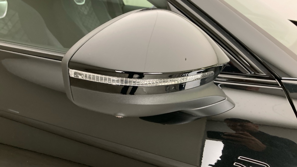 Volkswagen Passat 1.5 TSI eHybrid Black Edition 5dr DSG Estate - Image 29