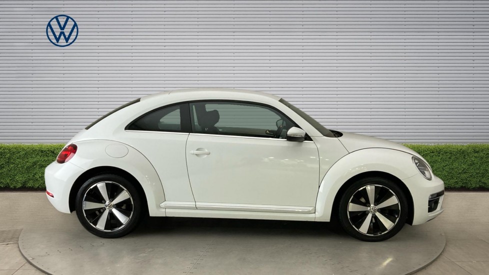 Volkswagen Beetle 1.2 TSI Design 3dr Petrol Hatchback - Image 4
