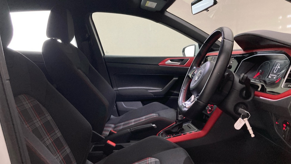 Volkswagen Polo 2.0 TSI GTI 5dr DSG Petrol Hatchback - Image 15