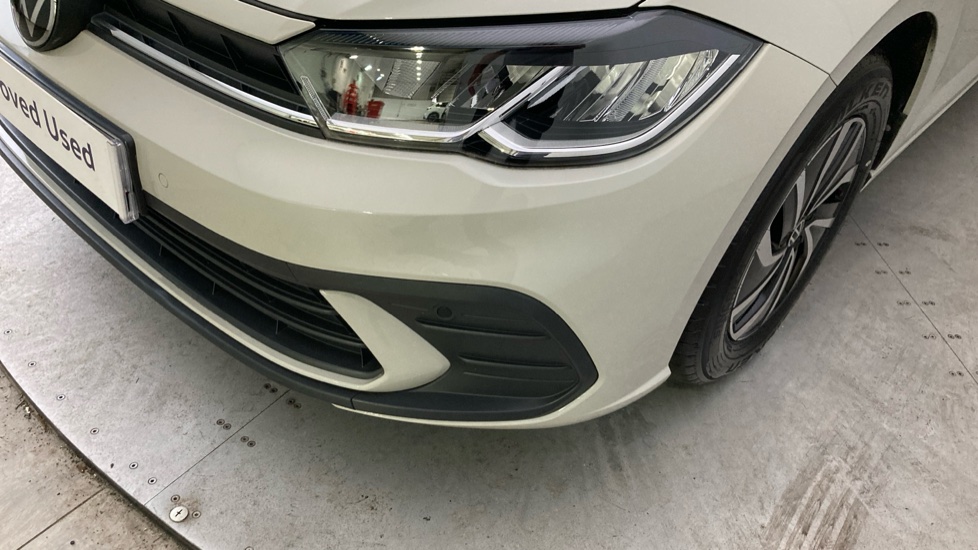 Volkswagen Polo 1.0 TSI Life 5dr Petrol Hatchback - Image 29