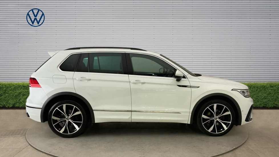 Volkswagen Tiguan 1.5 TSI 150 R-Line 5dr DSG Petrol Estate - Image 4