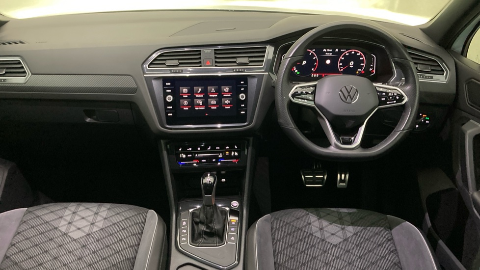 Volkswagen Tiguan 1.5 TSI 150 R-Line 5dr DSG Petrol Estate - Image 9
