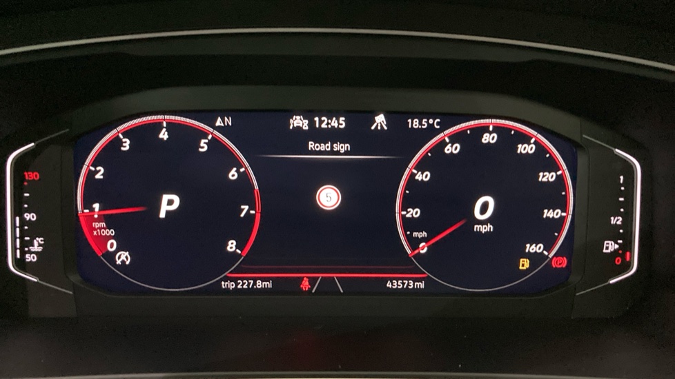 Volkswagen Tiguan 1.5 TSI 150 R-Line 5dr DSG Petrol Estate - Image 11