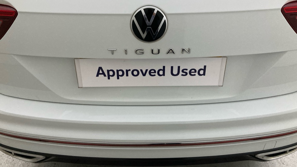 Volkswagen Tiguan 1.5 TSI 150 R-Line 5dr DSG Petrol Estate - Image 39