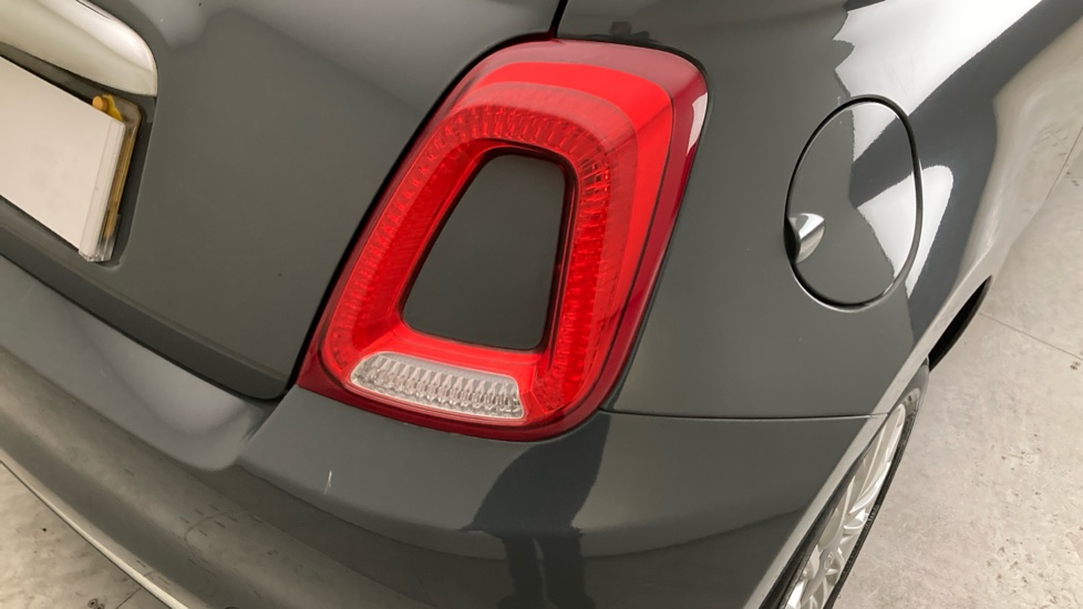 Fiat 500 1.2 Lounge 3dr Petrol Hatchback - Image 25