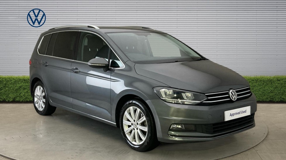 Volkswagen Touran 1.5 TSI EVO SEL 5dr DSG Petrol Estate - Image 1