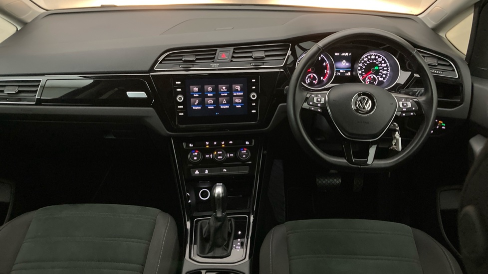 Volkswagen Touran 1.5 TSI EVO SEL 5dr DSG Petrol Estate - Image 9