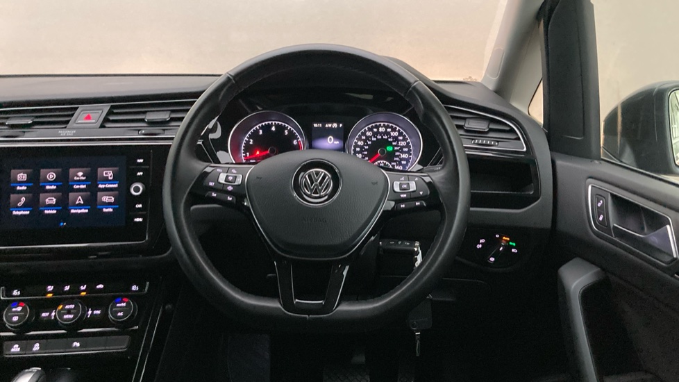 Volkswagen Touran 1.5 TSI EVO SEL 5dr DSG Petrol Estate - Image 10