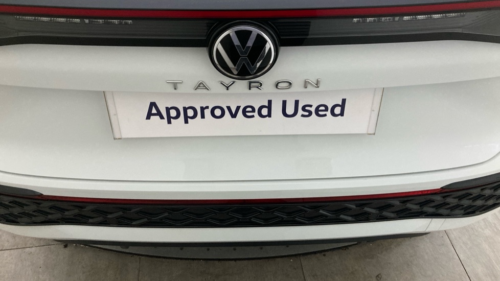 Volkswagen Tayron 1.5 eTSI R-Line 5dr DSG7 [7 Seat] Petrol Estate - Image 41