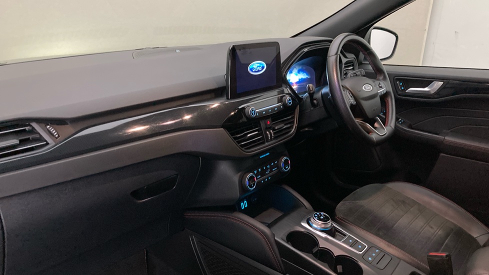 Ford Kuga 1.5 EcoBlue ST-Line Edition 5dr Auto Diesel Estate - Image 2