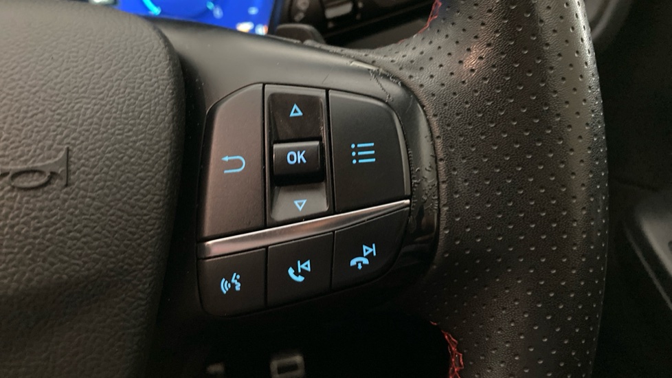Ford Kuga 1.5 EcoBlue ST-Line Edition 5dr Auto Diesel Estate - Image 18