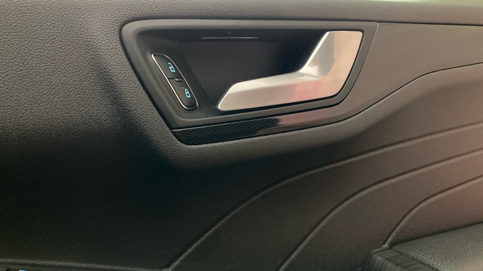 Ford Kuga 1.5 EcoBlue ST-Line Edition 5dr Auto Diesel Estate - Image 30