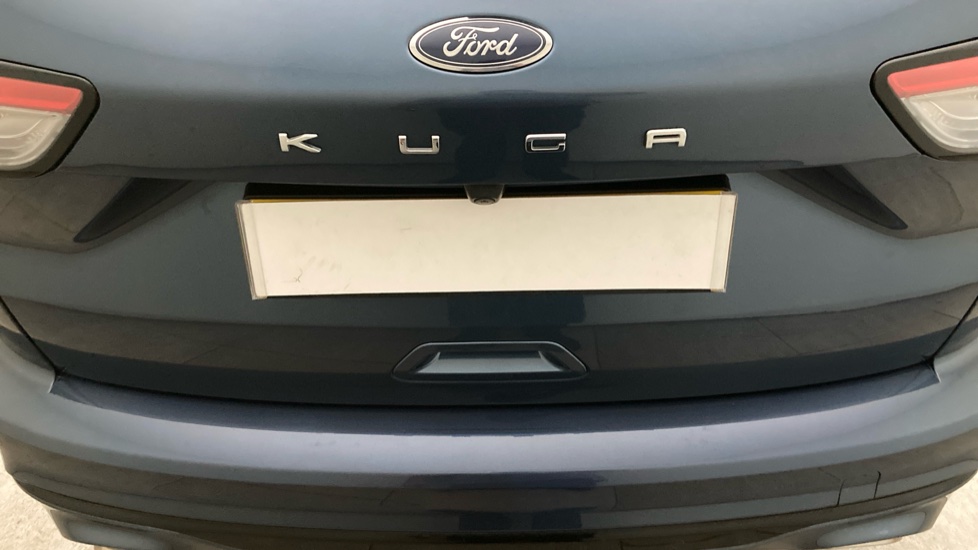 Ford Kuga 1.5 EcoBlue ST-Line Edition 5dr Auto Diesel Estate - Image 40