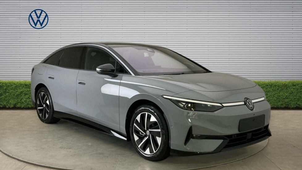 Volkswagen ID.7 210kW Match Pro S Plus 86kWh 5dr Auto [Int+ Pack] Electric Hatchback - Image 1