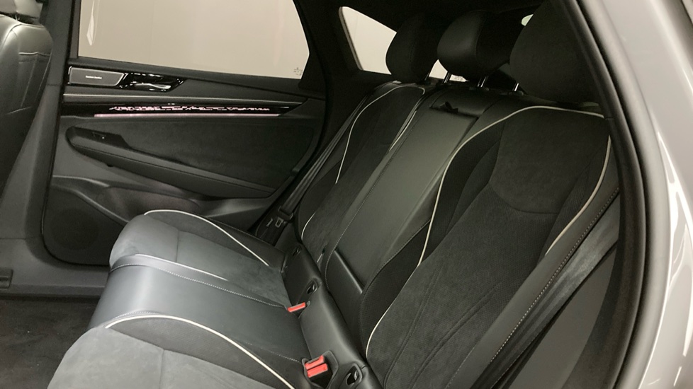 Volkswagen ID.7 210kW Match Pro S Plus 86kWh 5dr Auto [Int+ Pack] Electric Hatchback - Image 16