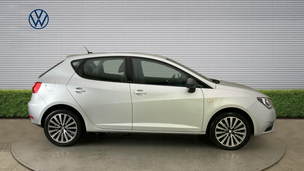 SEAT Ibiza 1.2 TSI 90 Connect 5dr Petrol Hatchback - Image 4