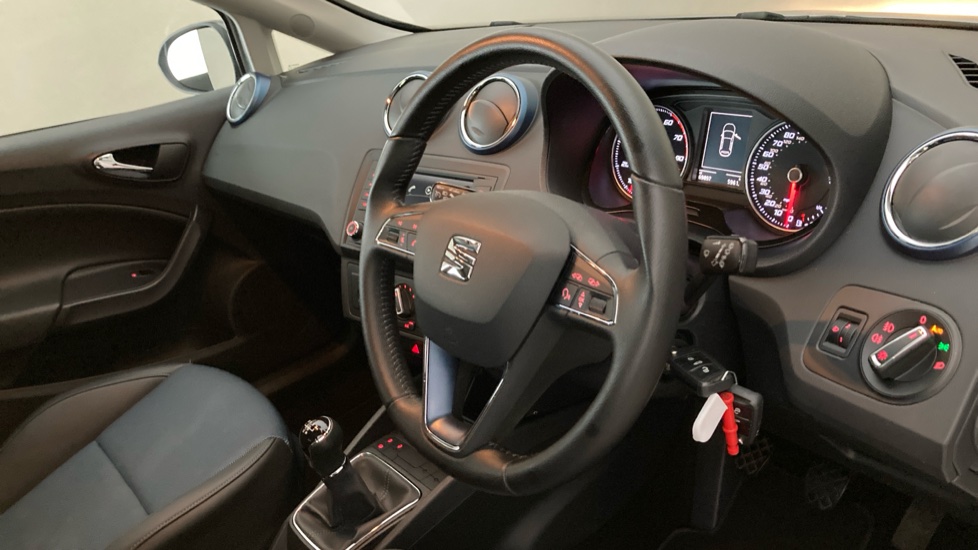 SEAT Ibiza 1.2 TSI 90 Connect 5dr Petrol Hatchback - Image 6