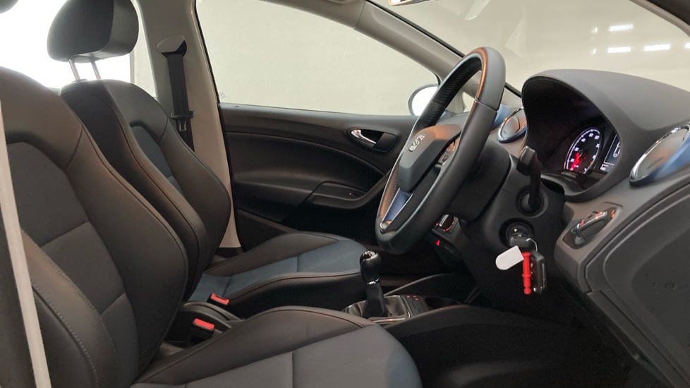 SEAT Ibiza 1.2 TSI 90 Connect 5dr Petrol Hatchback - Image 15