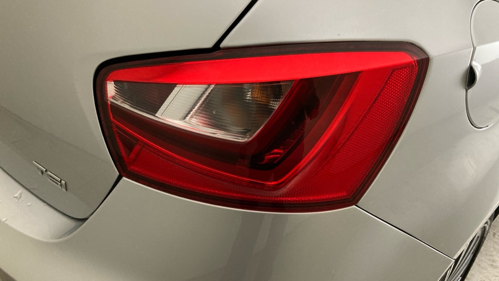 SEAT Ibiza 1.2 TSI 90 Connect 5dr Petrol Hatchback - Image 25