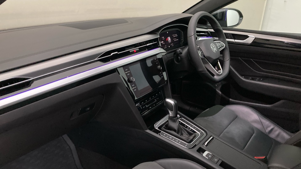 Volkswagen Arteon 1.4 TSI eHybrid R-Line 5dr DSG Estate - Image 2