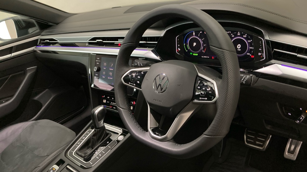 Volkswagen Arteon 1.4 TSI eHybrid R-Line 5dr DSG Estate - Image 6