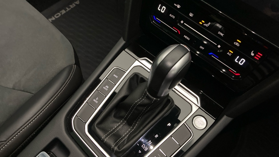 Volkswagen Arteon 1.4 TSI eHybrid R-Line 5dr DSG Estate - Image 14