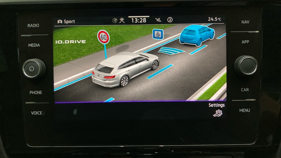 Volkswagen Arteon 1.4 TSI eHybrid R-Line 5dr DSG Estate - Image 24