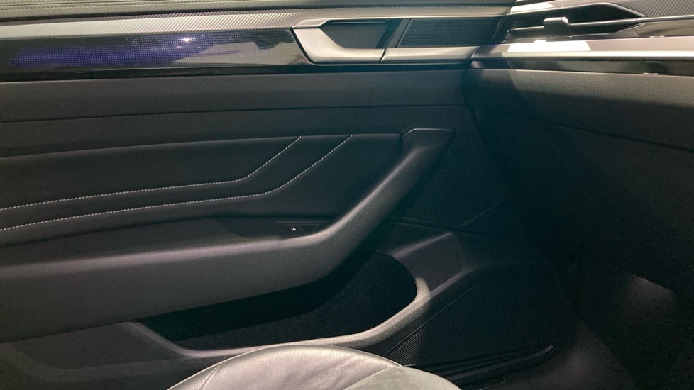 Volkswagen Arteon 1.4 TSI eHybrid R-Line 5dr DSG Estate - Image 32