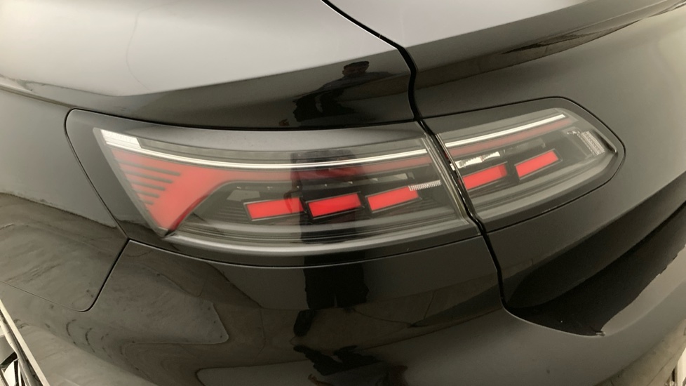 Volkswagen Arteon 1.4 TSI eHybrid R-Line 5dr DSG Estate - Image 38