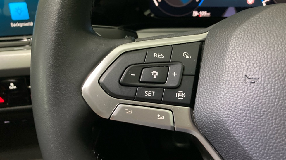 Volkswagen Golf 1.5 TSI 150 Life 5dr Petrol Hatchback - Image 17